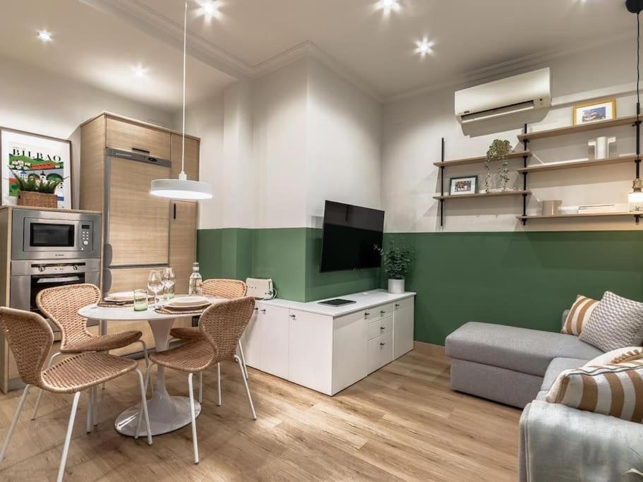 Bilbao Intermodal By Aston Rentals Экстерьер фото